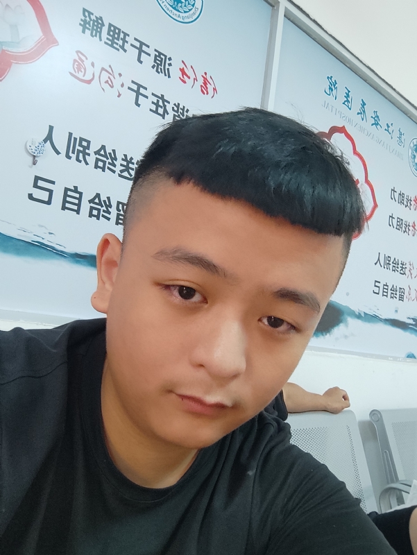 阿景的第一张照片--廉江交友中心